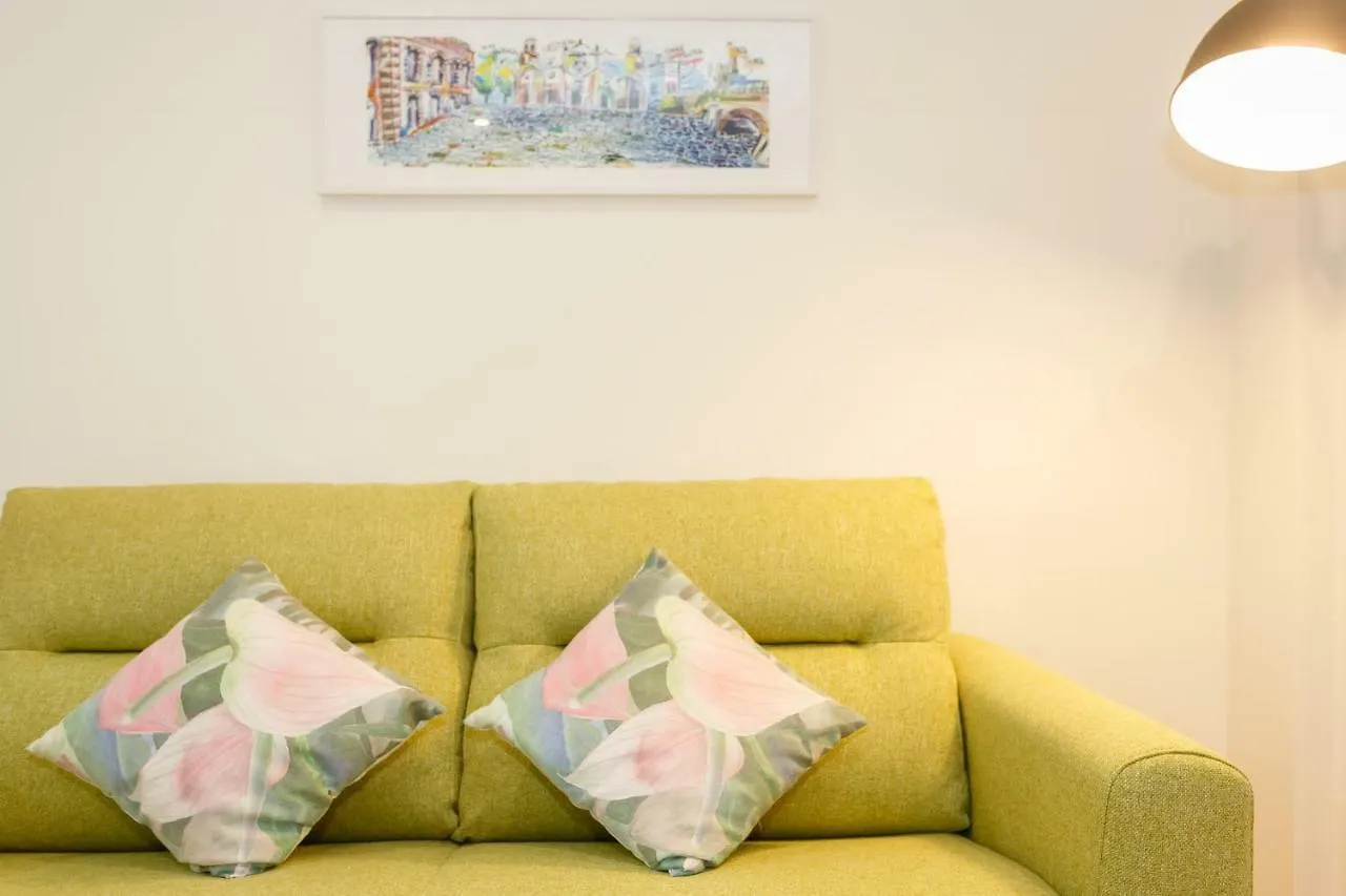 Apartamento La Sorpresa del GENOVES by Cadiz4Rentals